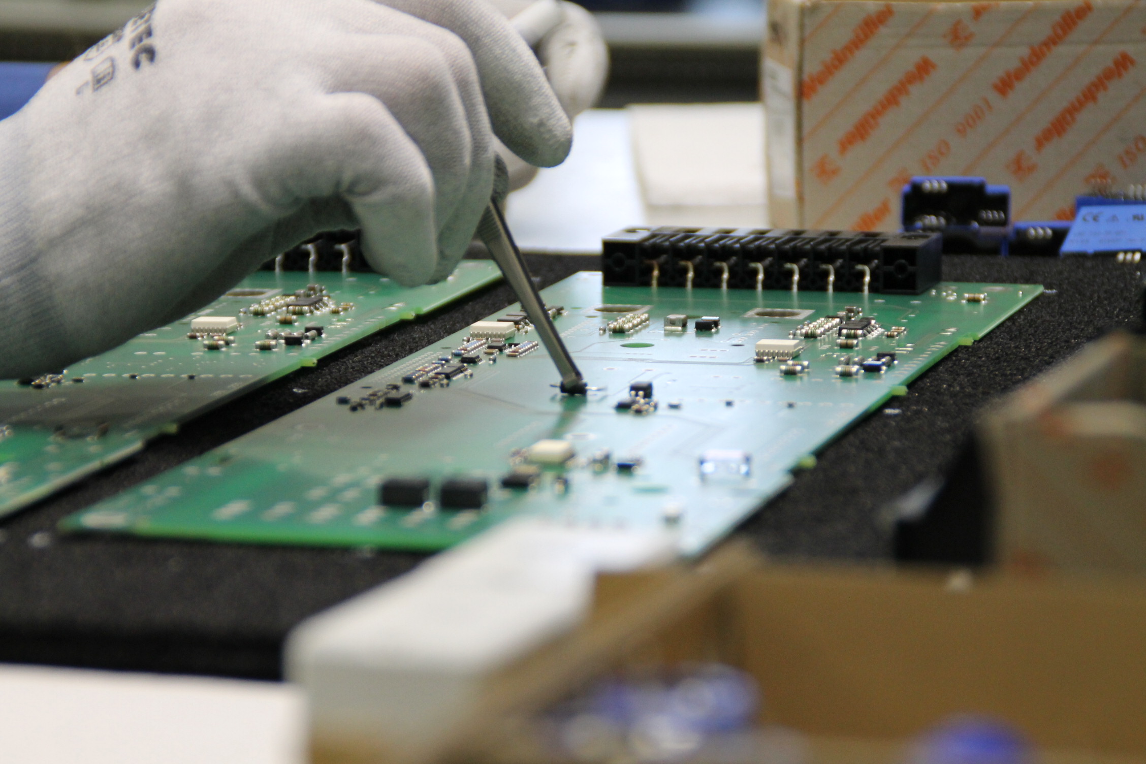 a.p. microelectronic GmbH – Bild 6