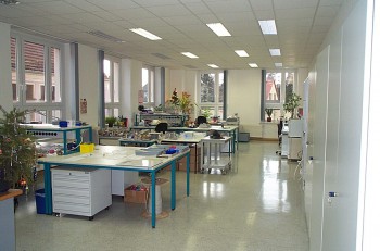 Medizin- und Labortechnik Engineering GmbH Dresden – Bild 6
